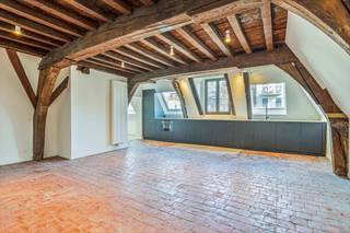 Uniek 3-slk appartement in historisch pandHof Van Immerseel: Wonen in een historisch complex met een Bourgondische kapel van ca. 1495. Via de...