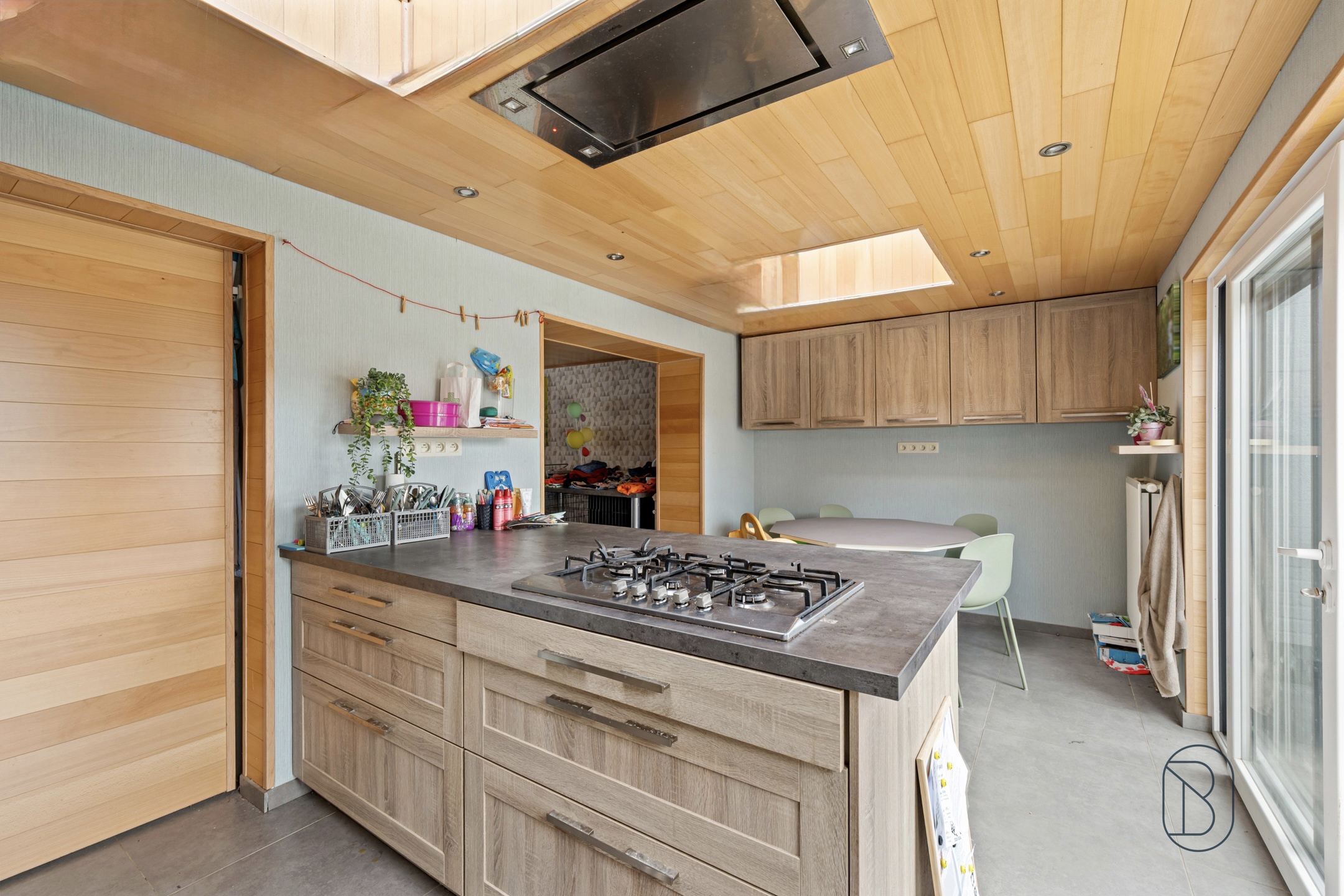 Halfopen woning met garage en tuin in Harelbeke - foto 4