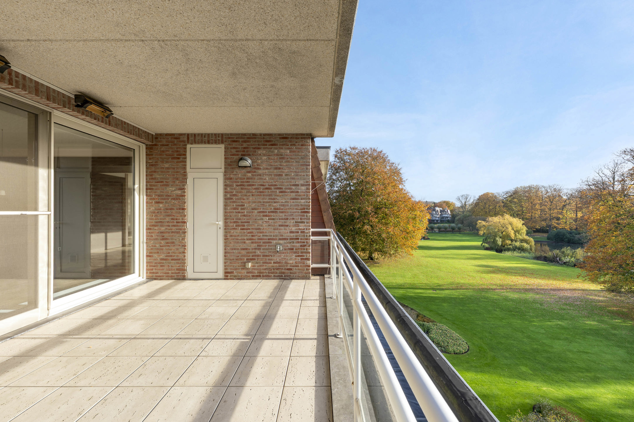 Appartement à vendre à Kapellen avec 3 chambres - photo 2