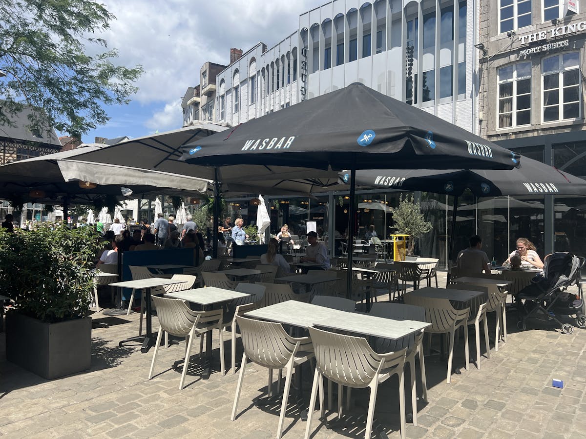 Handelspand te huur in het centrum van Hasselt, op de Grote Markt. - foto 2
