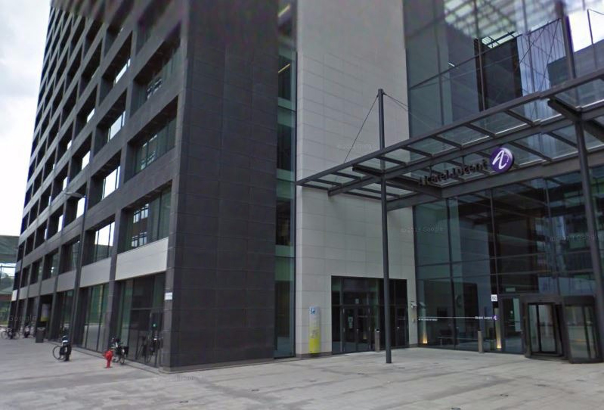 Commercial à louer à Anvers - photo 3