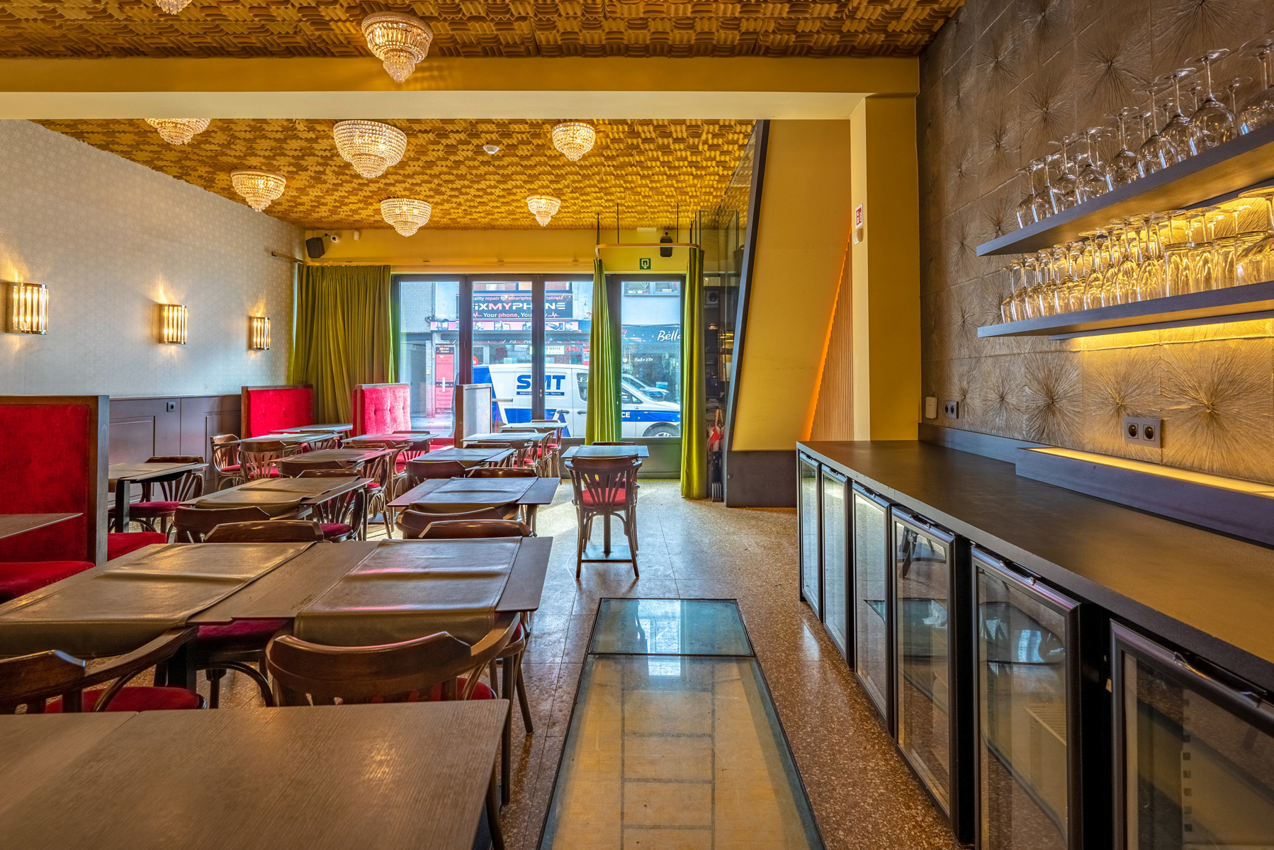 Instapklare handelsruimte (horecazaak) in het centrum van Ekeren! - foto 4