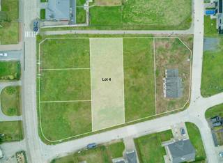 Tussen Brakel en Ninove vind je het gemoedelijke Ophasselt (deelgemeente van Geraardsbergen). Deze bouwgrond voor villabouw ligt net buiten...