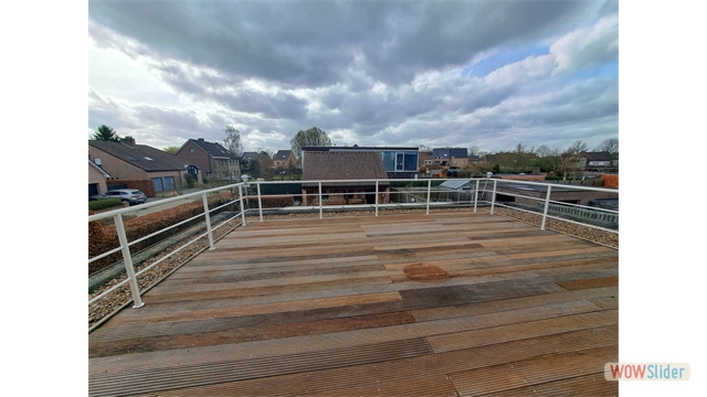 Een mooi afgewerkt duplex appartement ruim terras - foto 2