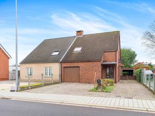 Gezinsvriendelijke woning met 4 slaapkamers, rustige ligging nabij het park van BeerseBen je op zoek naar een warme gezinswoning op een rustige...