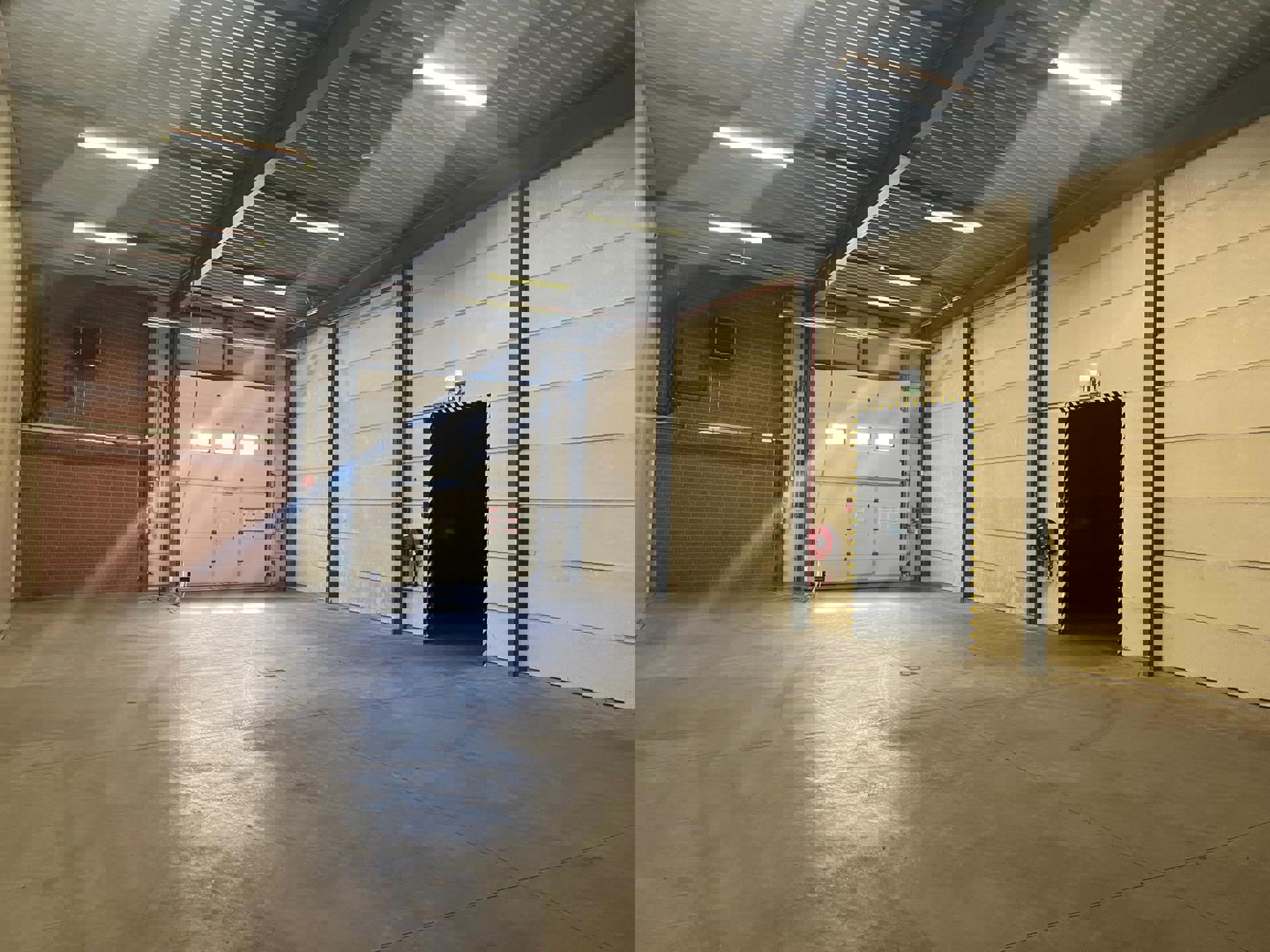 Commercial for rent in Schelle - photo 4