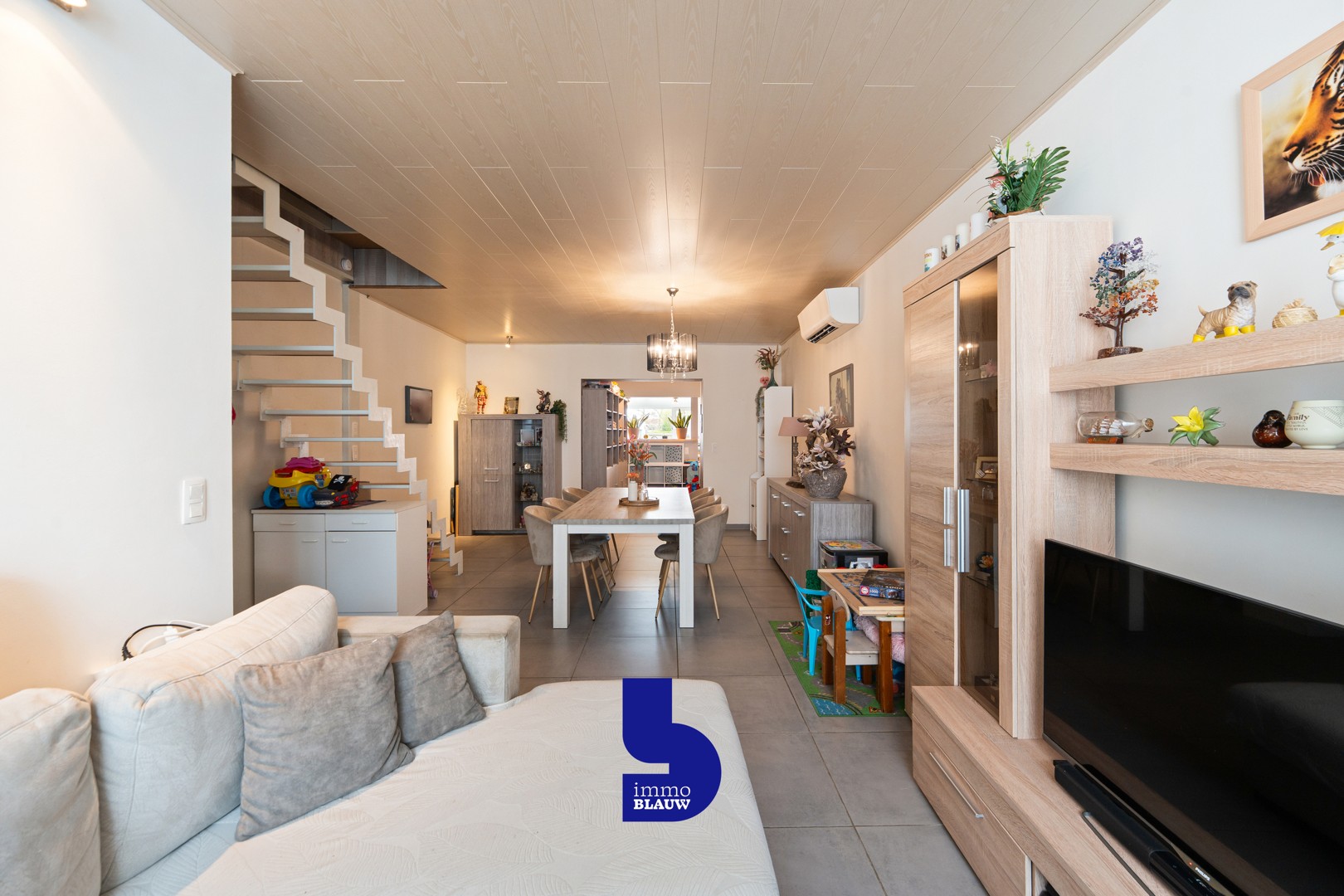Ruime gezinswoning met tuin en topligging - foto 1