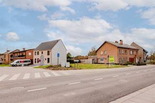 Vlakbij het centrum ligt deze bouwgrond aan de Norbertijnerlei in Duffel. De ligging is rustig en residentieel, met een vlotte verbinding...