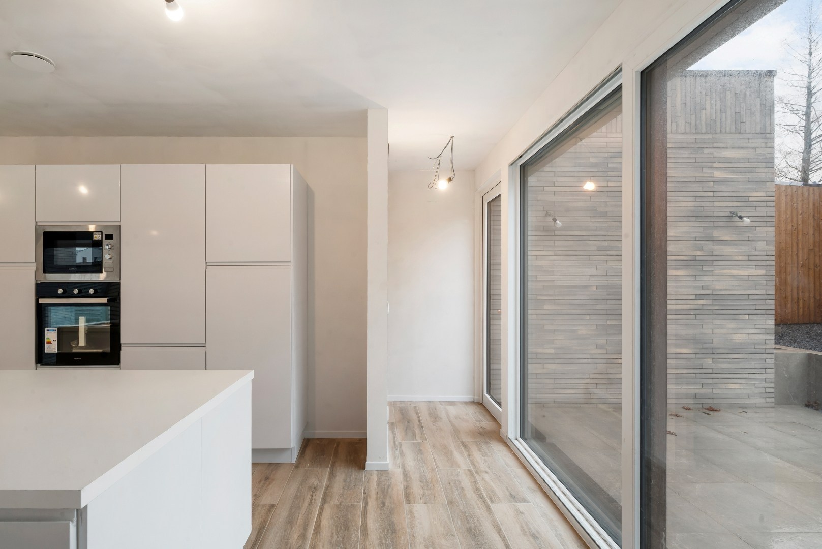 Instapklare woning met 3 slaapkamers, staanplaats en terras in Ooigem - foto 5