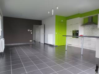 Appartement op 2de verdieping met 2 slaapkamers en ondergrondse staanplaats nabij het centrum van DuffelWe vinden dit recent appartement op de tweede...