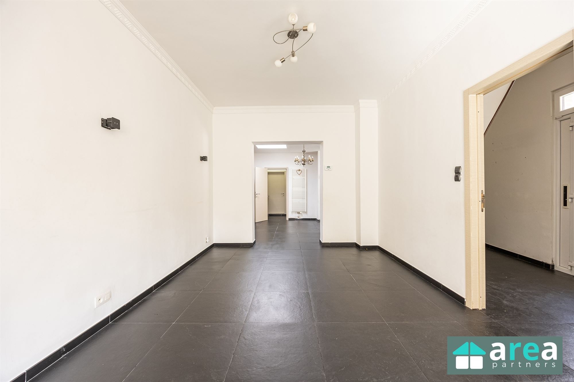 Maison à vendre à Hoboken avec 2 chambres - photo 4