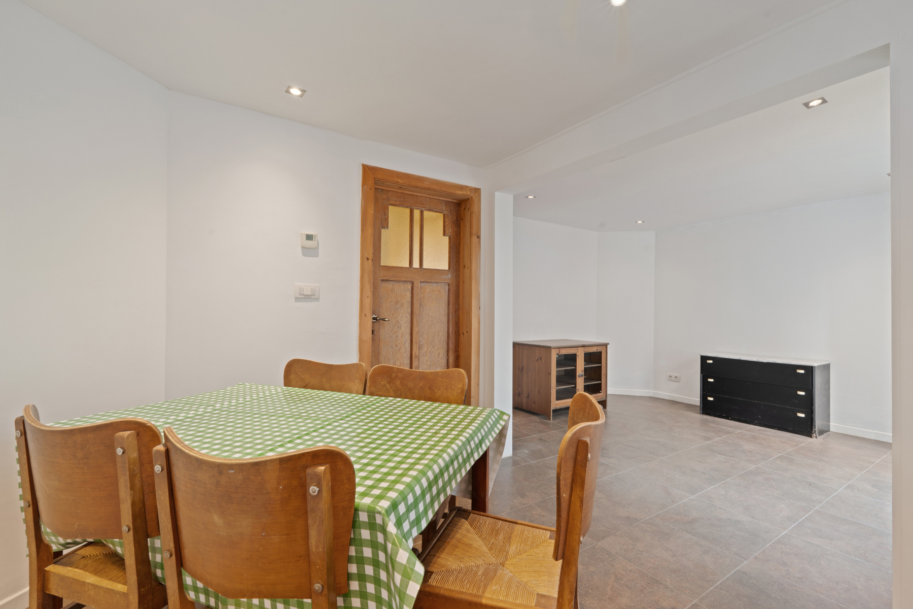 Vernieuwd appartement in de Quartier Sénégalais - foto 4