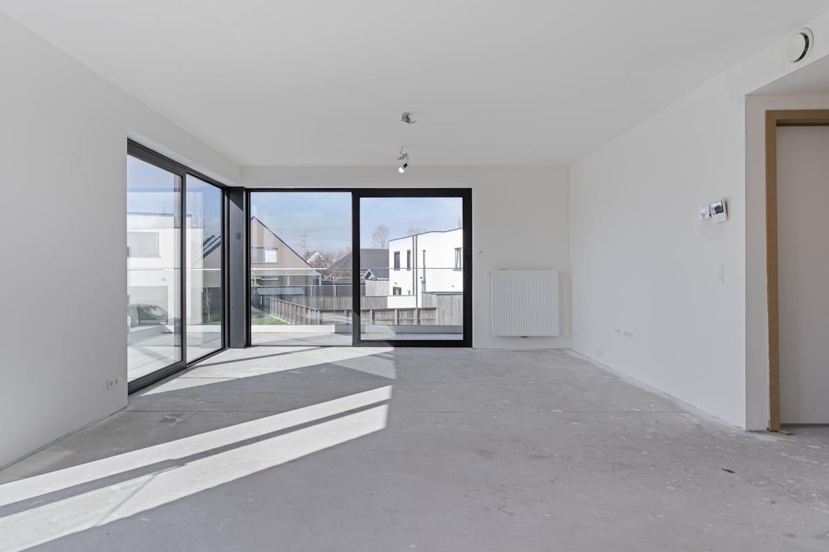 Bright apartment with a spacious terrace for sale in Roeselare - photo 1