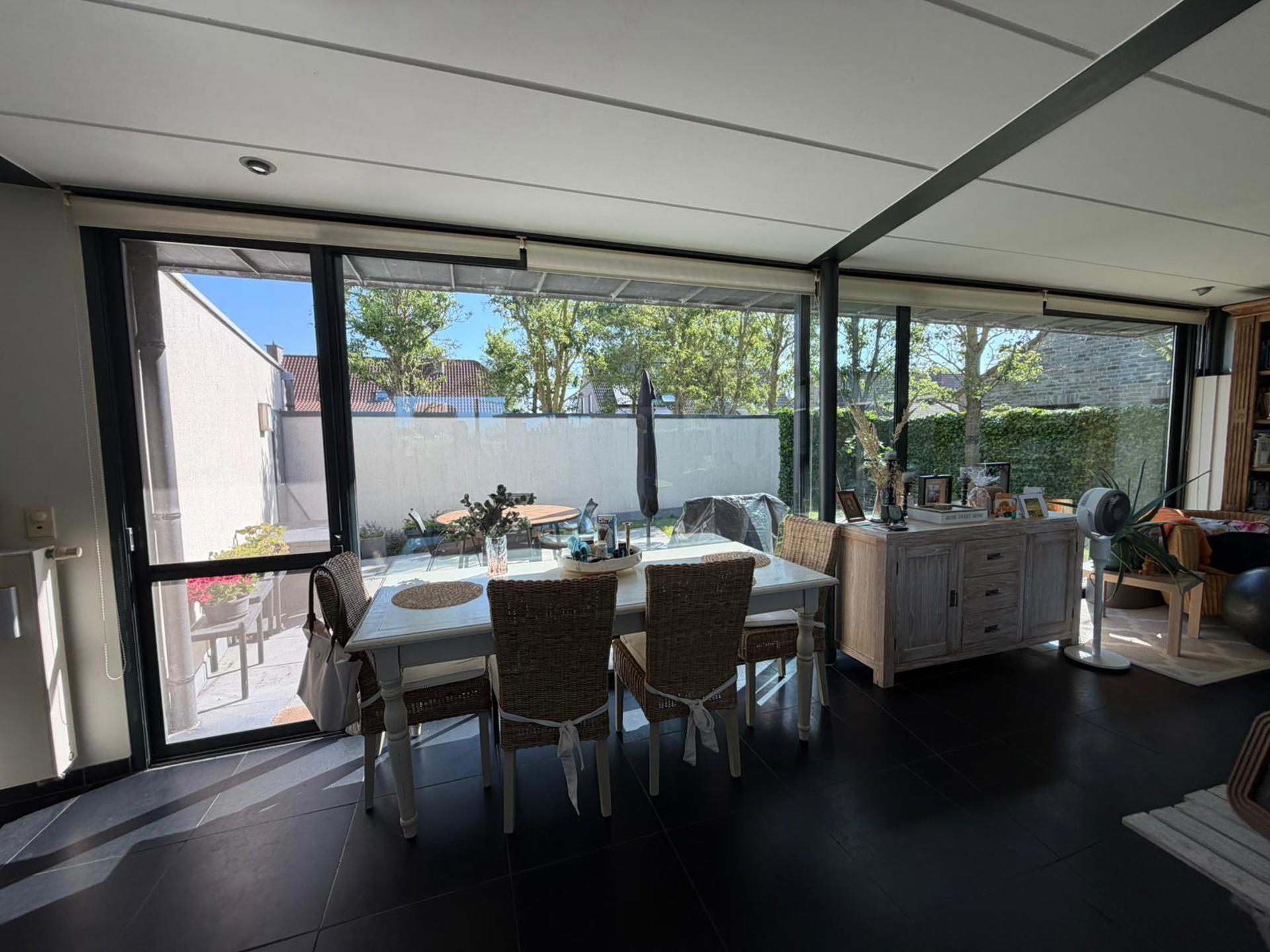 Karaktervolle woning met open leefruimtes en verzichten - foto 5