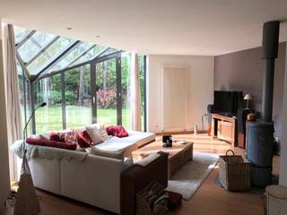Ruime woning in een groene, doodlopende straatIn een doodlopende straat tussen de bomen ligt deze charmante woning op een prachtig perceel van 1.740...