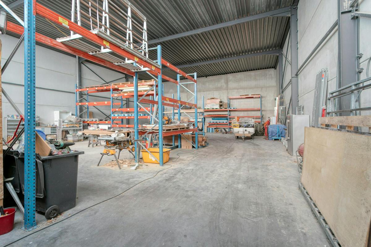 Te huur: KMO-unit (410 m²) in de voorhaven van Oostende - foto 4