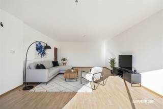 Rustig Gelegen Duplex Appartement met Twee Terrassen en Garage in WilrijkOp zoek naar een lichtrijk appartement met uitzicht op het groen én een...