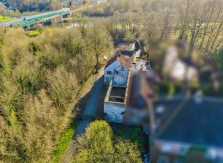 RENOVATIEPROJECT / TE ONTWIKKELEN LUXEPERCEEL VAN 1.507M² aan een HISTORISCHE ARM VAN DE SCHELDE in het hart van Oudenaarde. Deze eigendom aan...
