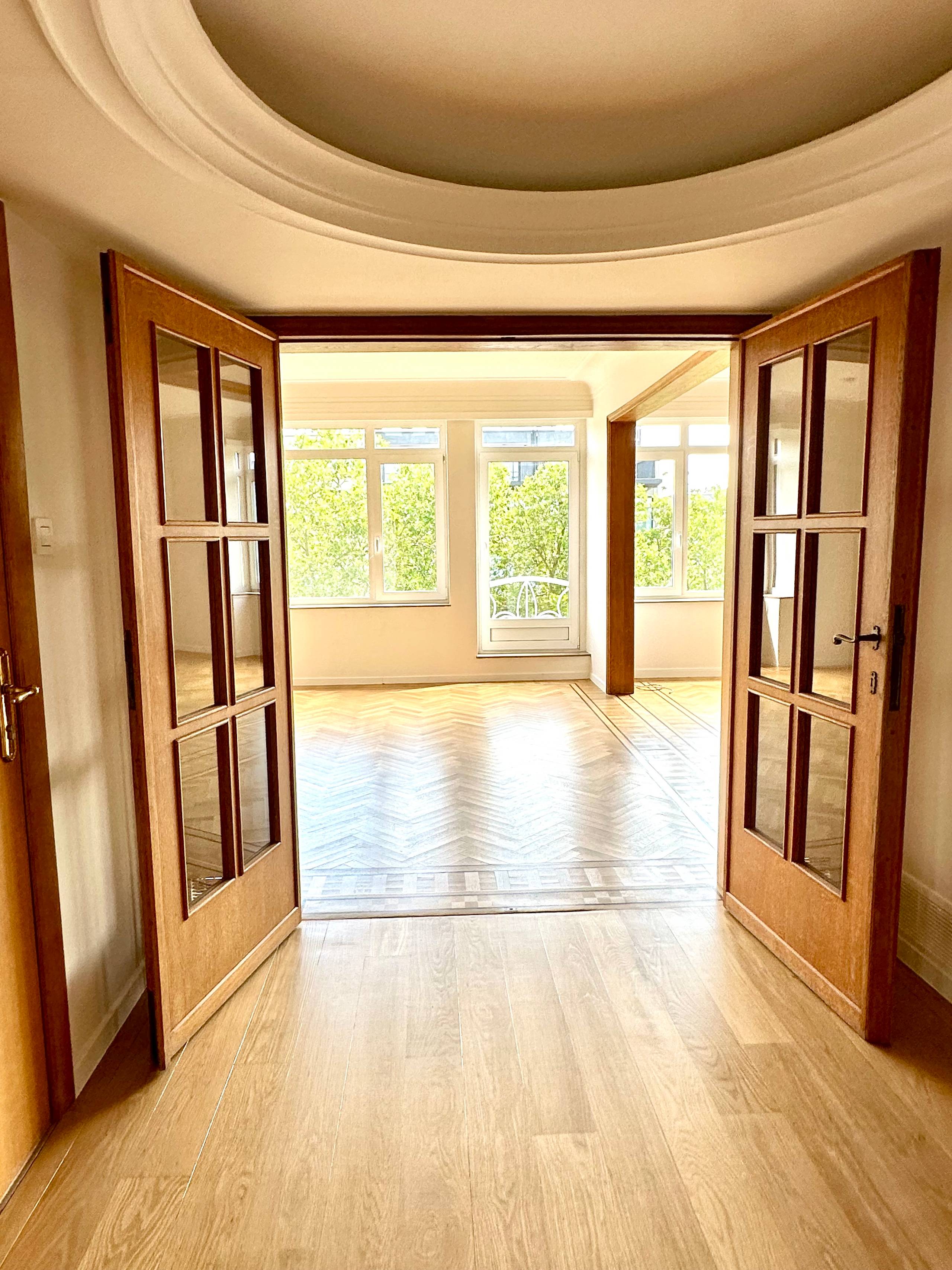 Apartment for sale in Antwerp with 3 bedrooms - photo 2