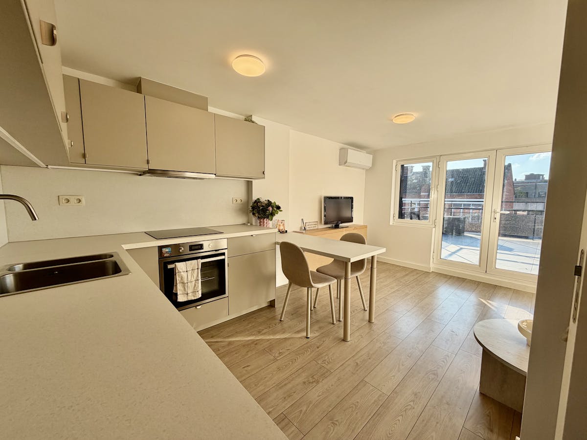 Appartement à louer dans le centre-ville de Hasselt - photo 3