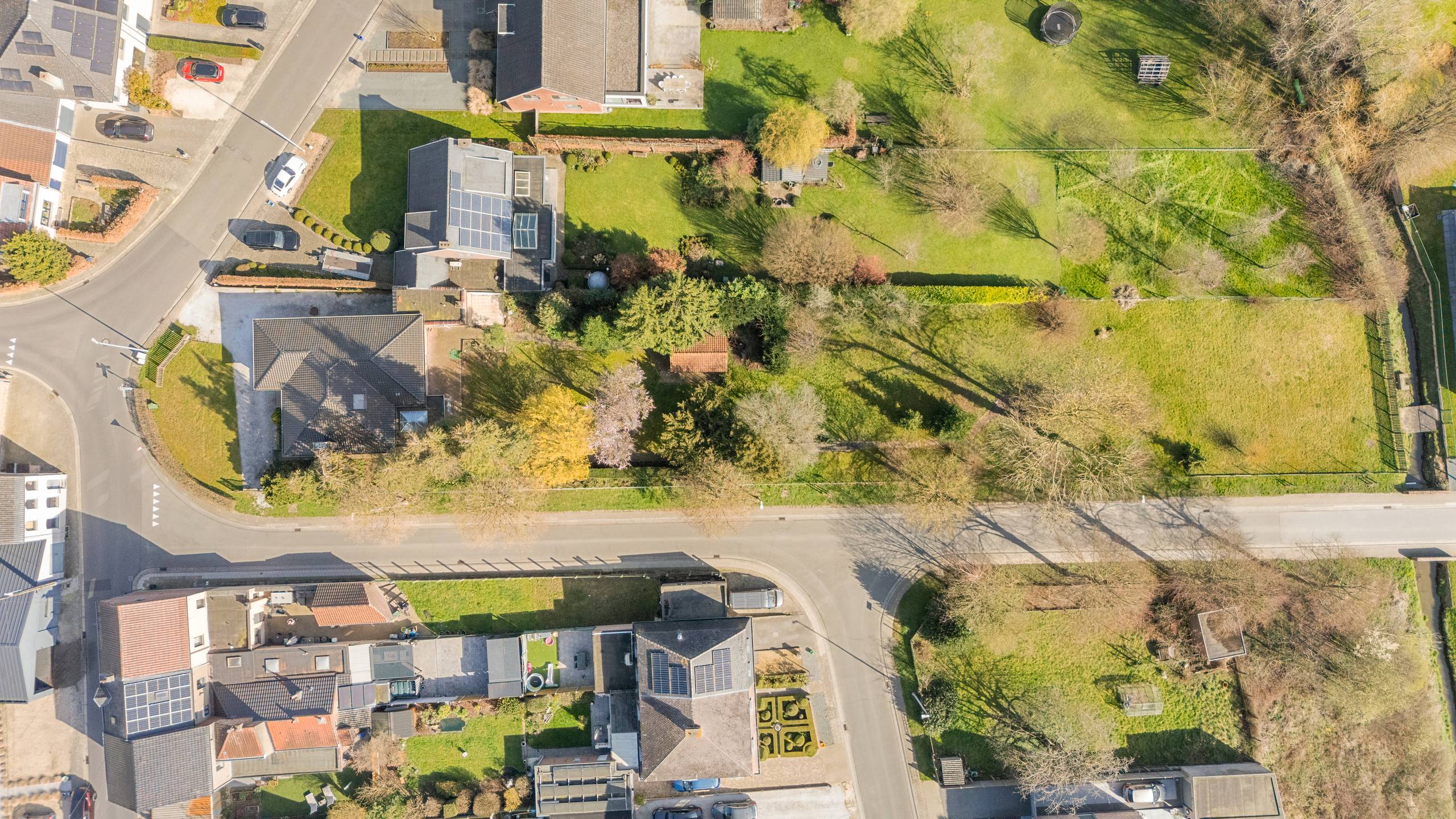 Bungalow met 3 slaapkamers, garage en tuin in Welle - foto 2