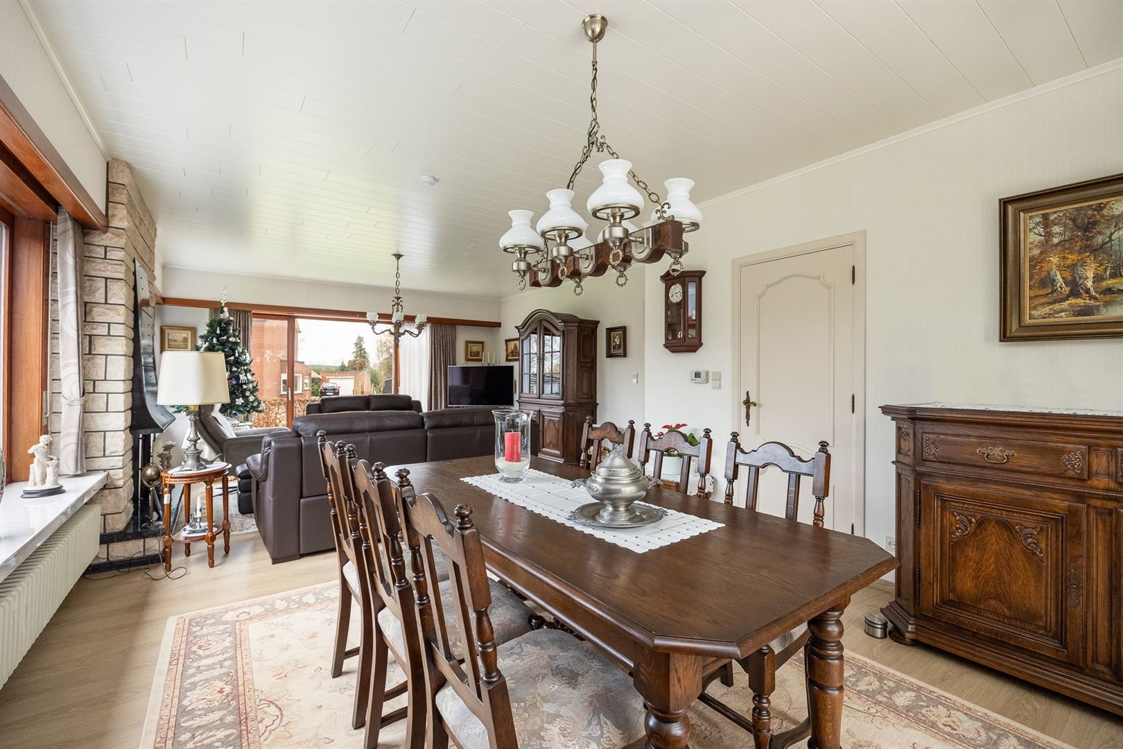 Verzorgde laagbouwwoning met tuin en garages! - foto 5