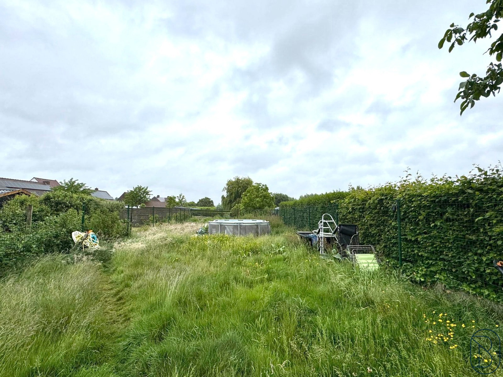 Te renoveren ruime woning met 3 SLK en TUIN - foto 3