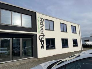 Kantoorruimte met opslag te huur in Boortmeerbeek. Centraal gelegen langs de Leuvensesteenweg, vlakbij de E19 en op korte afstand van...