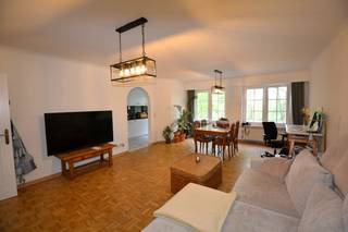 Instapklaar 2-slk appartement op de eerste verdieping (met lift) met veel lichtinval en zicht op groen, gelegen op een toplocatie in Lier,...