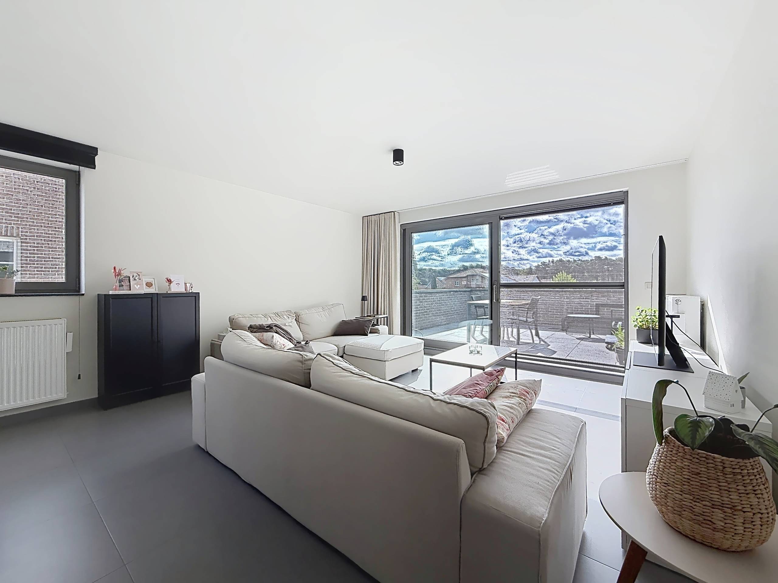 Lichtrijk duplex appartement te Opglabbeek - foto 4