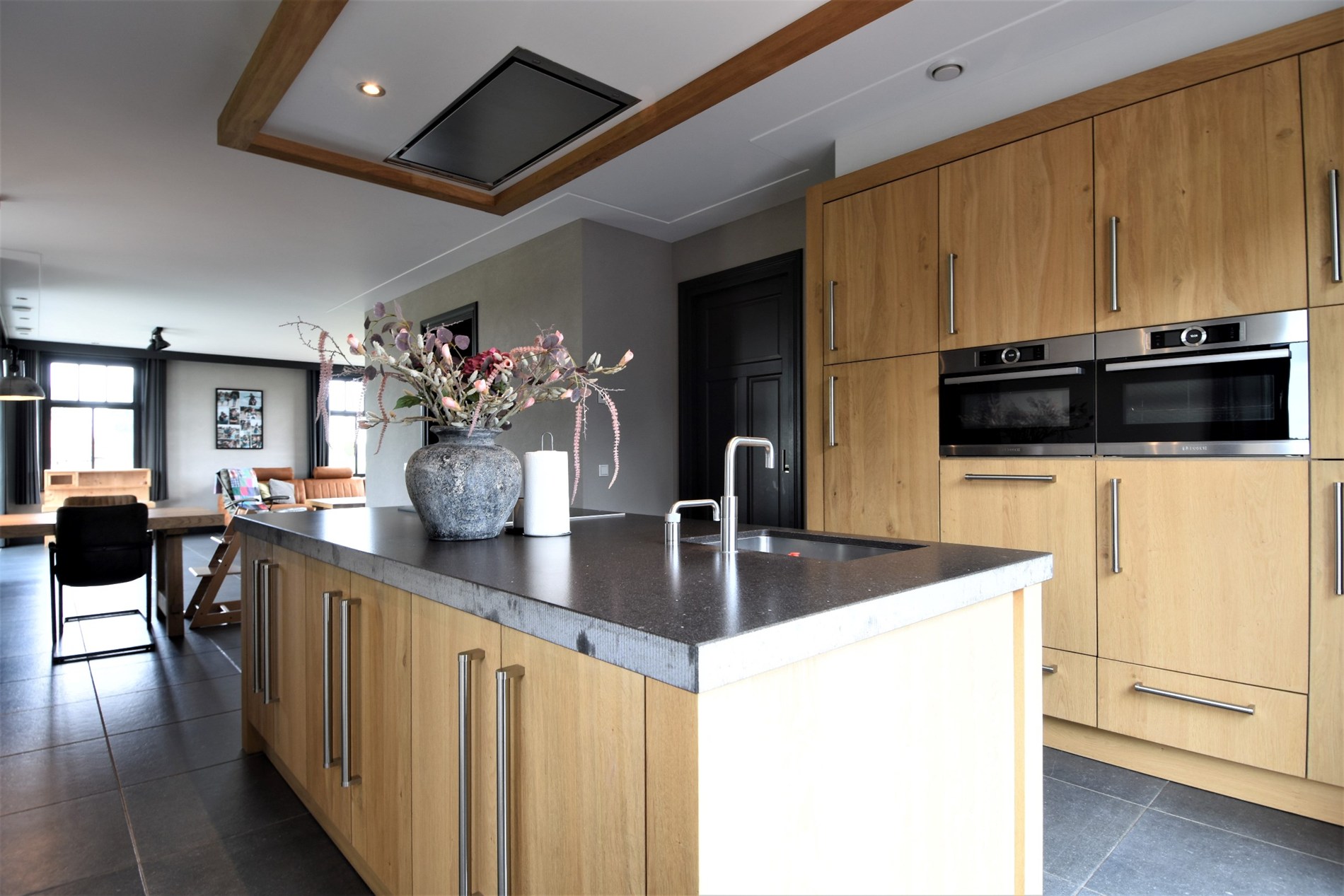 Instapklare recente woning met 4 à 5 slaapkamers en fantastisch uitzicht over de velden - foto 3