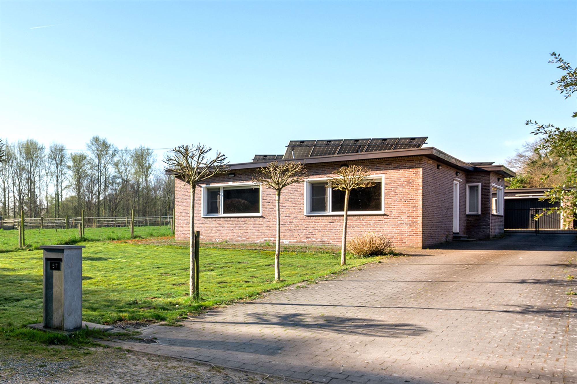 Rustig gelegen gelijkvloers-woning te Koningshooikt - foto 2