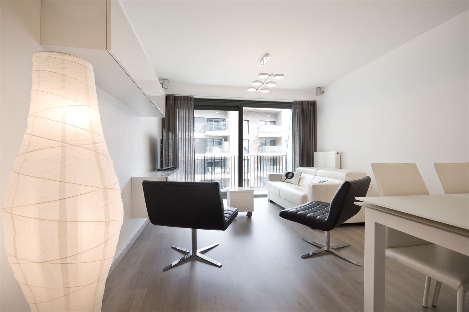 Recent nieuwbouwappartement met zonnig terras nabij de Zeedijk te Mariakerke - foto 2