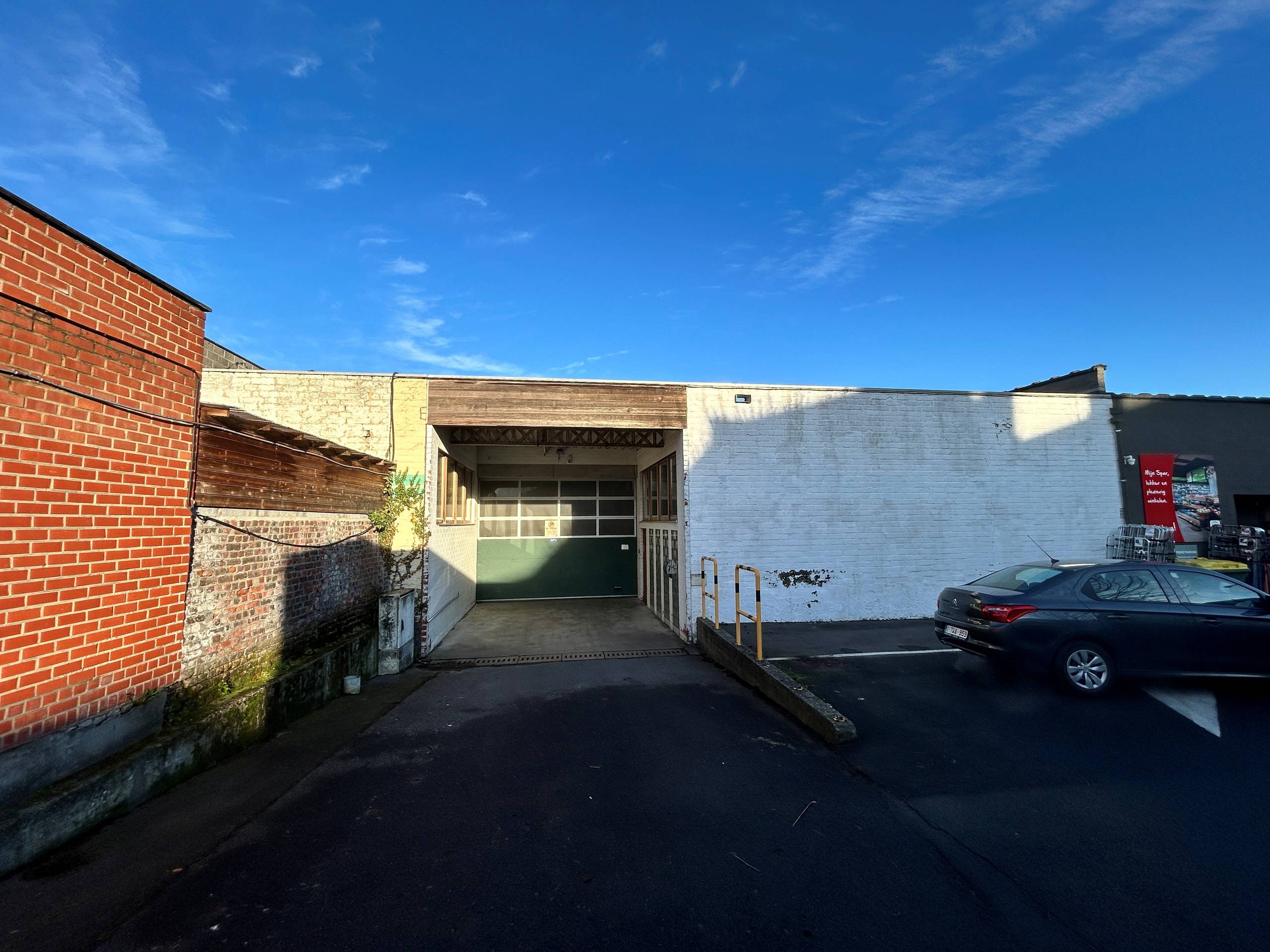 Lauwe - Industrieloods van 2000 m² te koop - foto 1