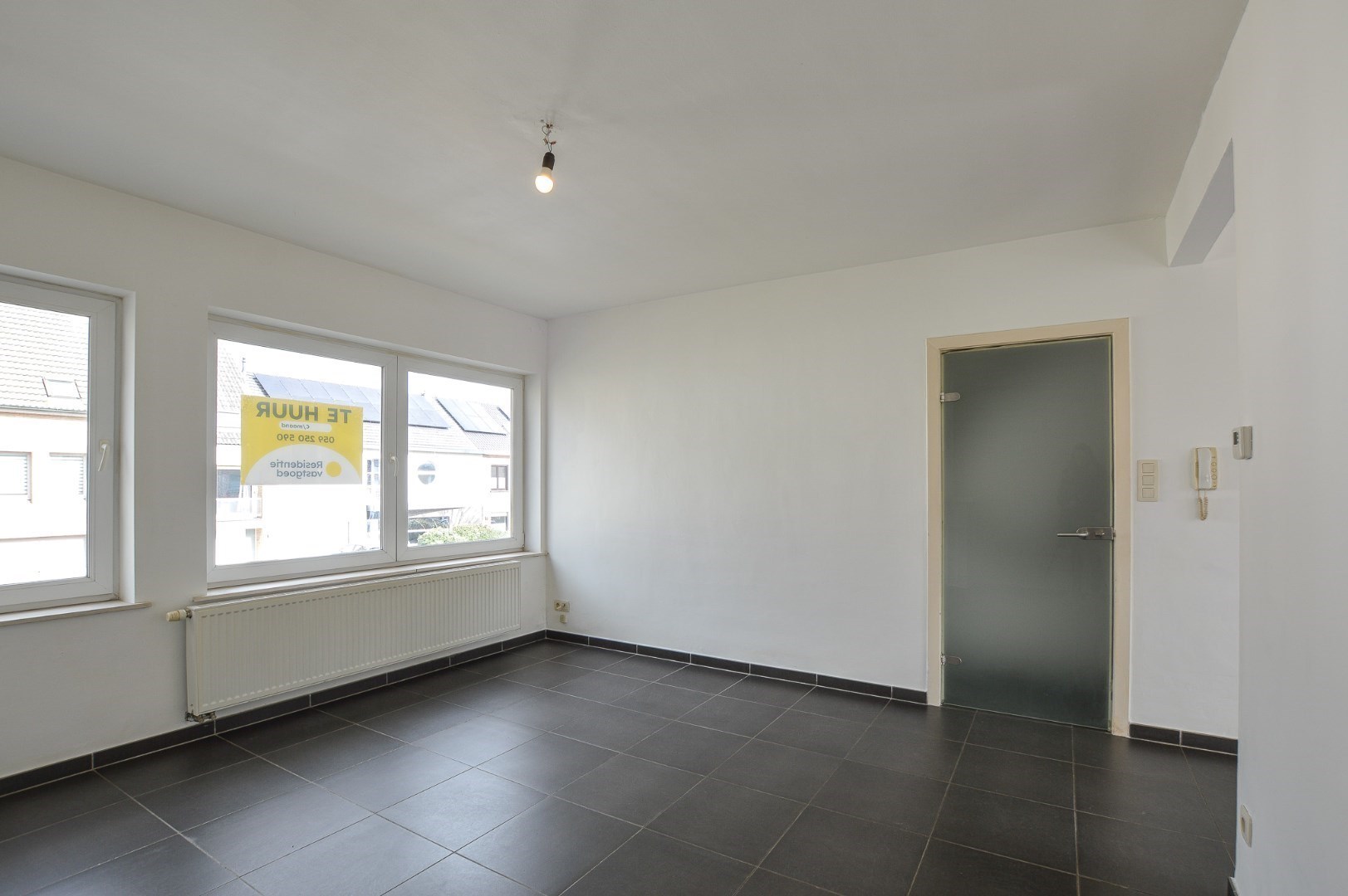 Zeer ruim duplexappartement met 2 slaapkamers te huur te Oostende - foto 4