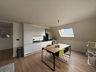 Op zoek naar een comfortabel en rustig gelegen appartement met alles binnen handbereik? Dit appartement in het centrum van De Pinte combineert...