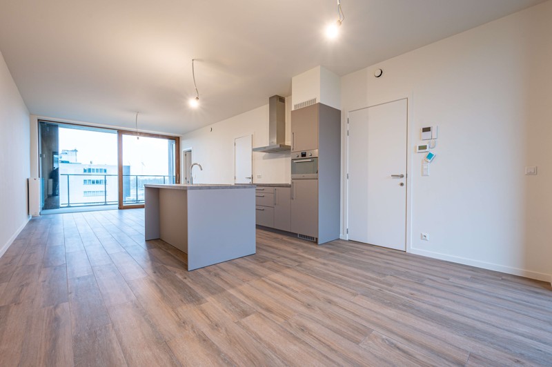 ! LAATSTE KANS AANKOOP 6% BTW ! Instapklaar 2 slaapkamerappartement in residentie DAC'ART Izegem. - foto 3