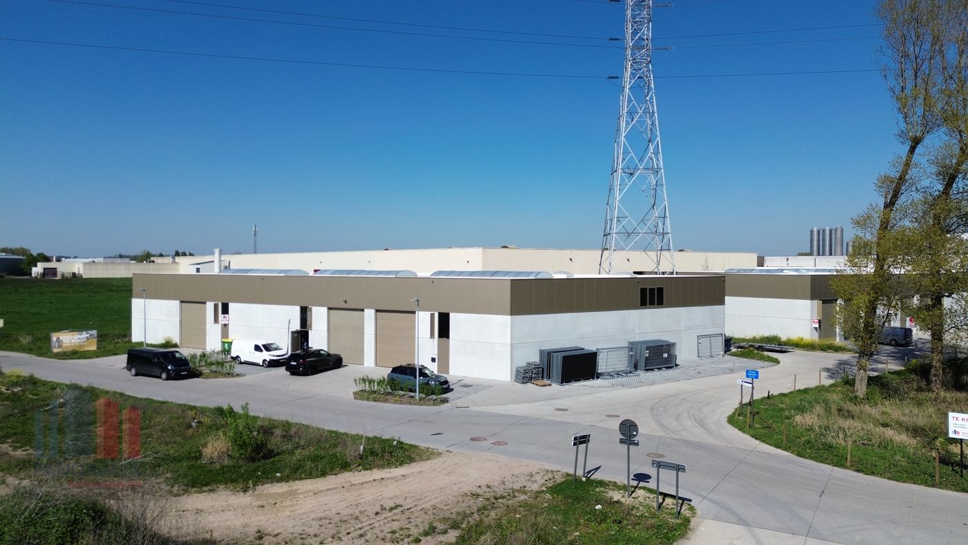 NIEUWBOUW KMO-UNIT VAN 318 M² MET 75 M² KANTOOR TE KOOP - foto 5