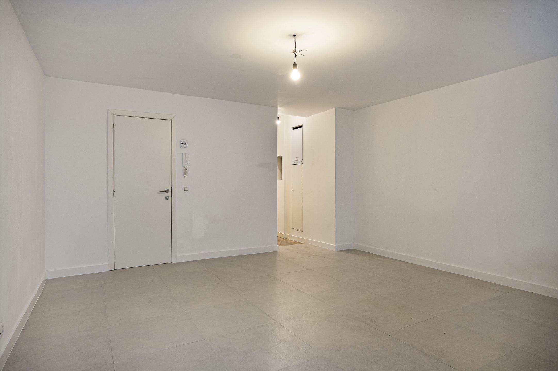 Apartment for sale in Antwerp with 2 bedrooms - photo 2