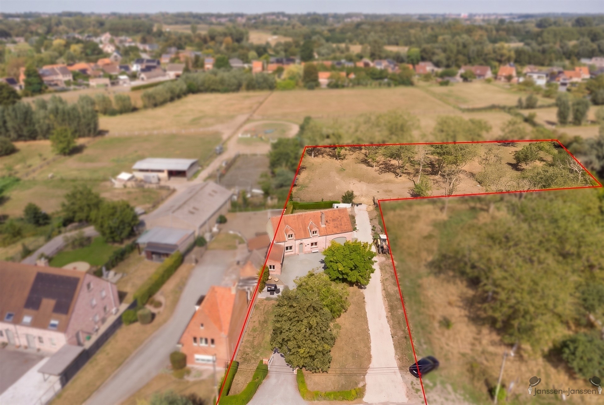 Landelijke woning met mooi uitzicht en weide - foto 4