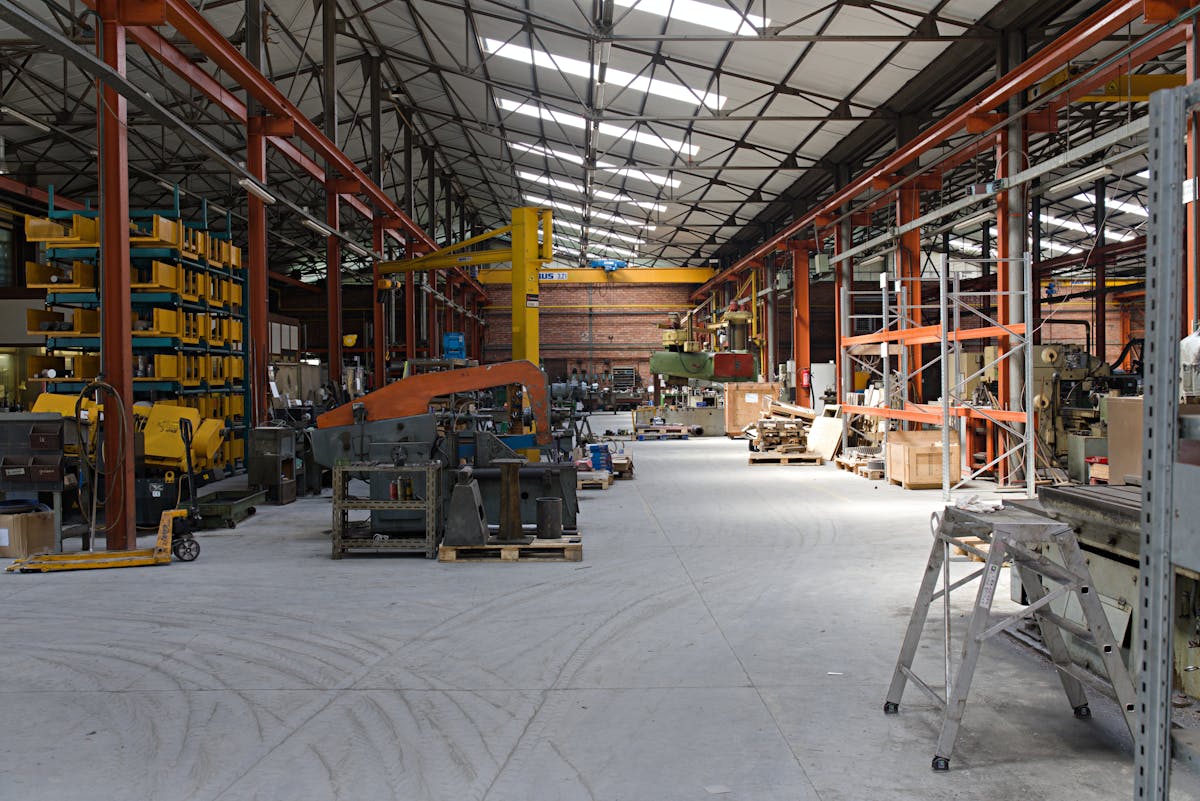 Magazijn (600 m²) te huur langs de R4 te Gent - foto 3