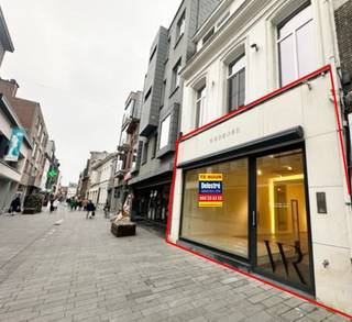 Commercial à louer à Beveren-Kruibeke-Zwijndrecht