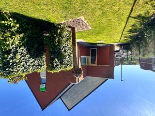 Charmante halfopen gezinswoning met tuin, garage en zolder – rustige ligging in RoeselareOp zoek naar een comfortabele huurwoning in een rustige...