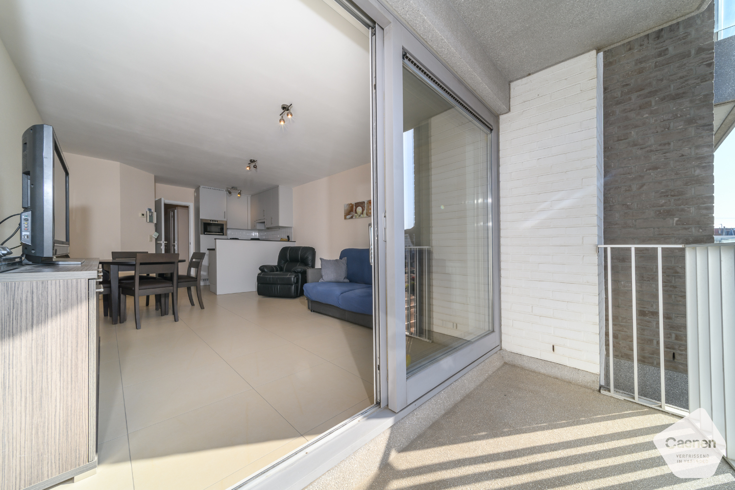 Heel recent, lichtrijk 1-slaapkamerappartement met zuidgericht terras op topligging nabij zee - photo 4