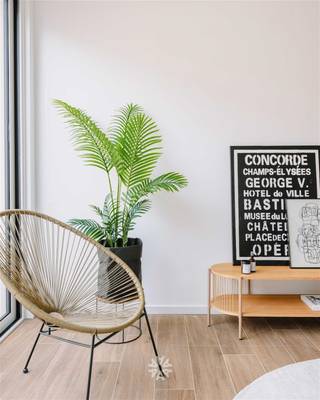 ZOTTEGEM - Ready to move in and energy efficient terraced house with luxury finishings Located in the Laurens De Metsstraat in the center of...