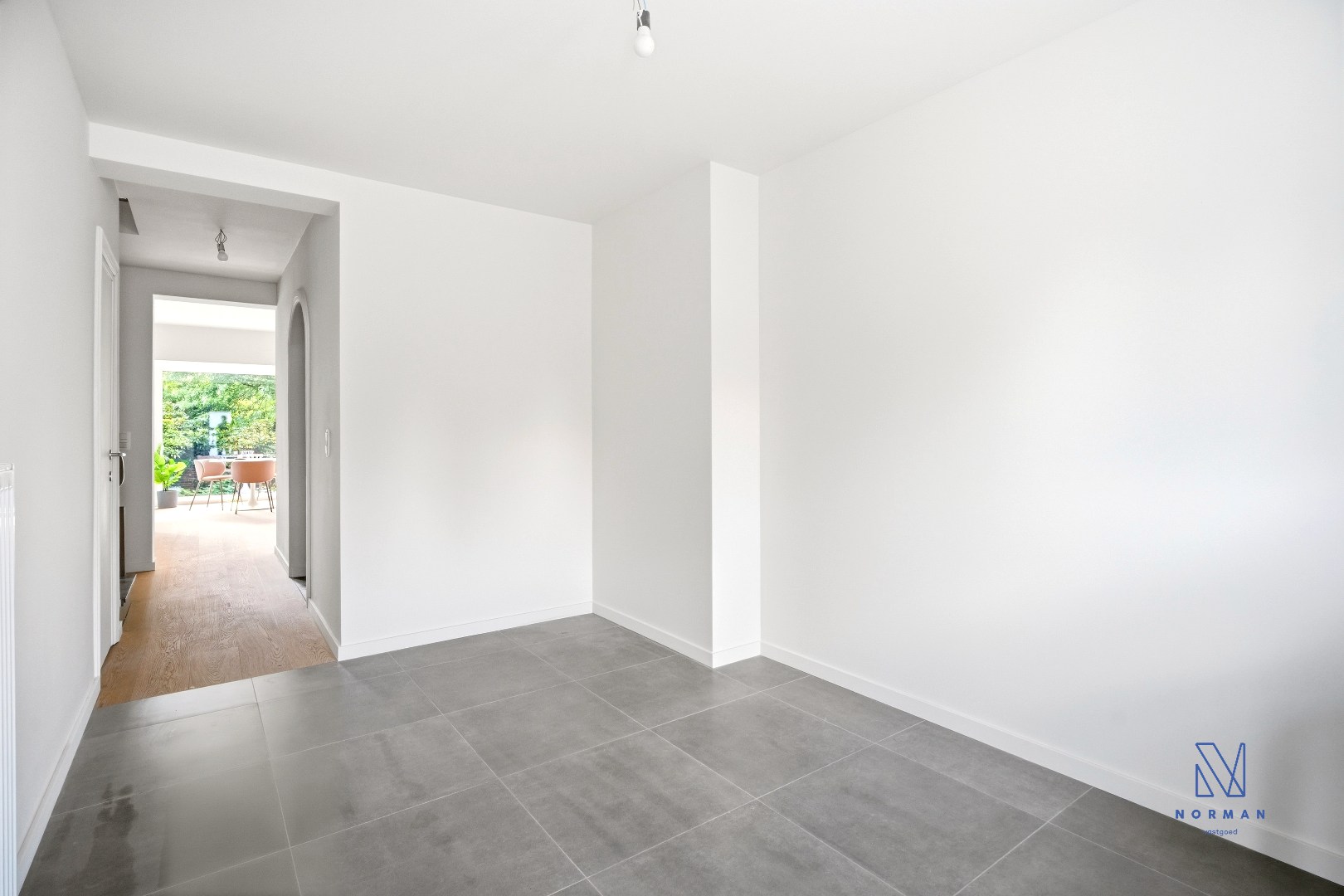 Grote hippe woning met 5 kamers, 2 badkamers, garage en een stadstuin - foto 5
