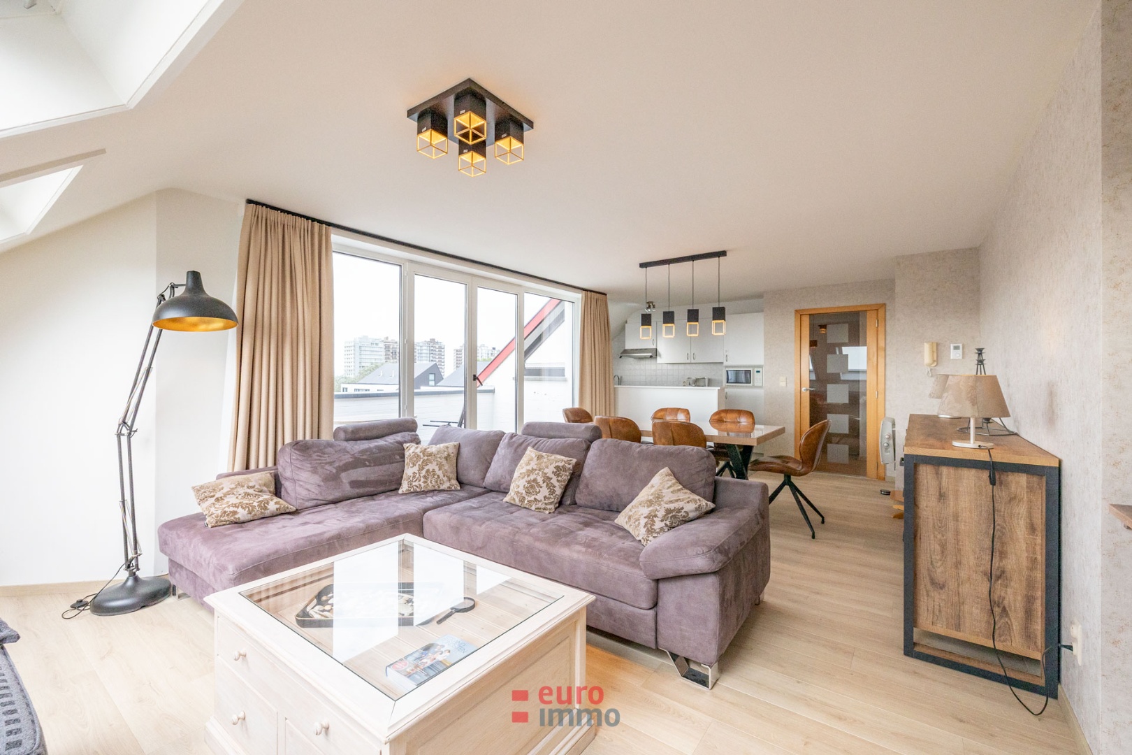 Zalig gelegen appartement met 2 slaapkamers in een zéér rustig domein tussen Westende en Middelkerke, op 300m van de zee en het zandstrand. - foto 4