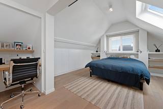 In deze prestigieuze en rustige laan in Knokke, nabij het Zegemeer, presenteren wij u deze magnifieke villa. Dankzij de topligging woont u...