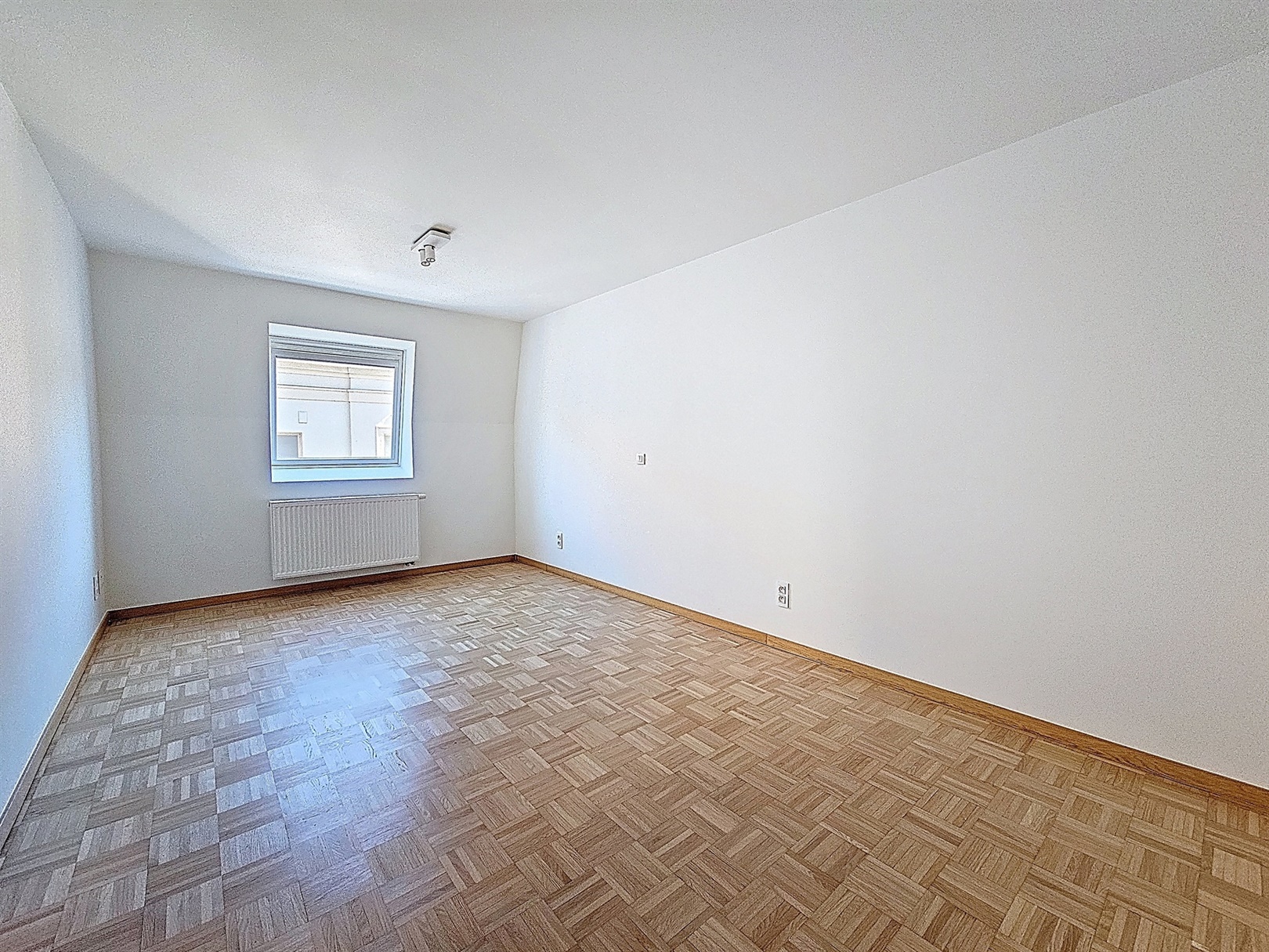 Ruim duplex-appartement op exclusieve locatie in Gent! - foto 5