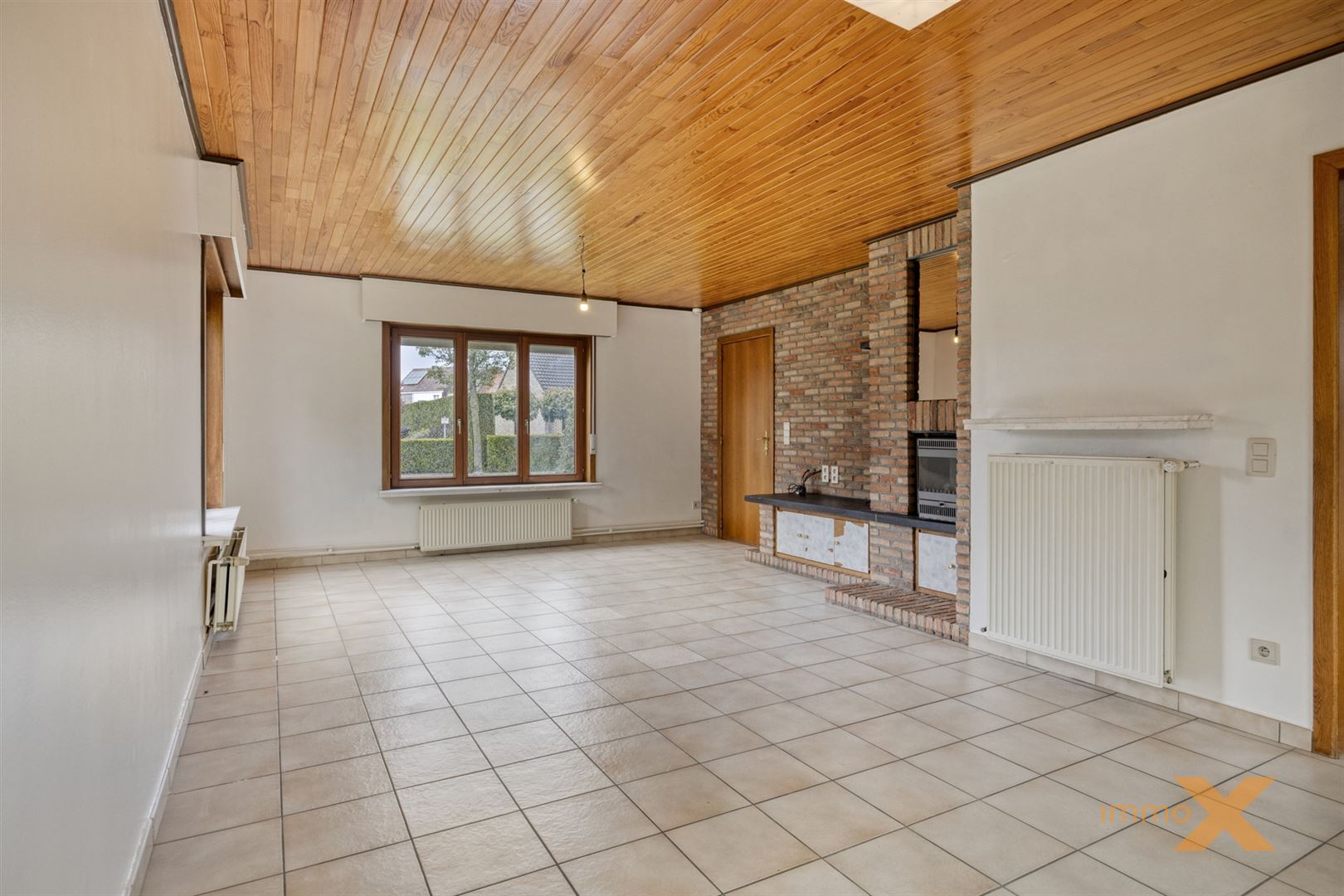RESIDENTIEEL GELEGEN GEZINSWONING MET 3 SLPKS - foto 5